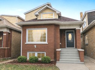 5529 W Cornelia Ave, Chicago, IL 60641