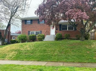 12107 Hunters Ln, North Bethesda, MD 20852