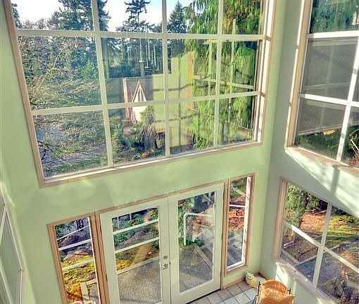 3rd image of 3703 111th Ave NE
