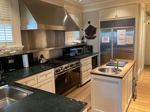 3rd image of 109 Jordan Ave