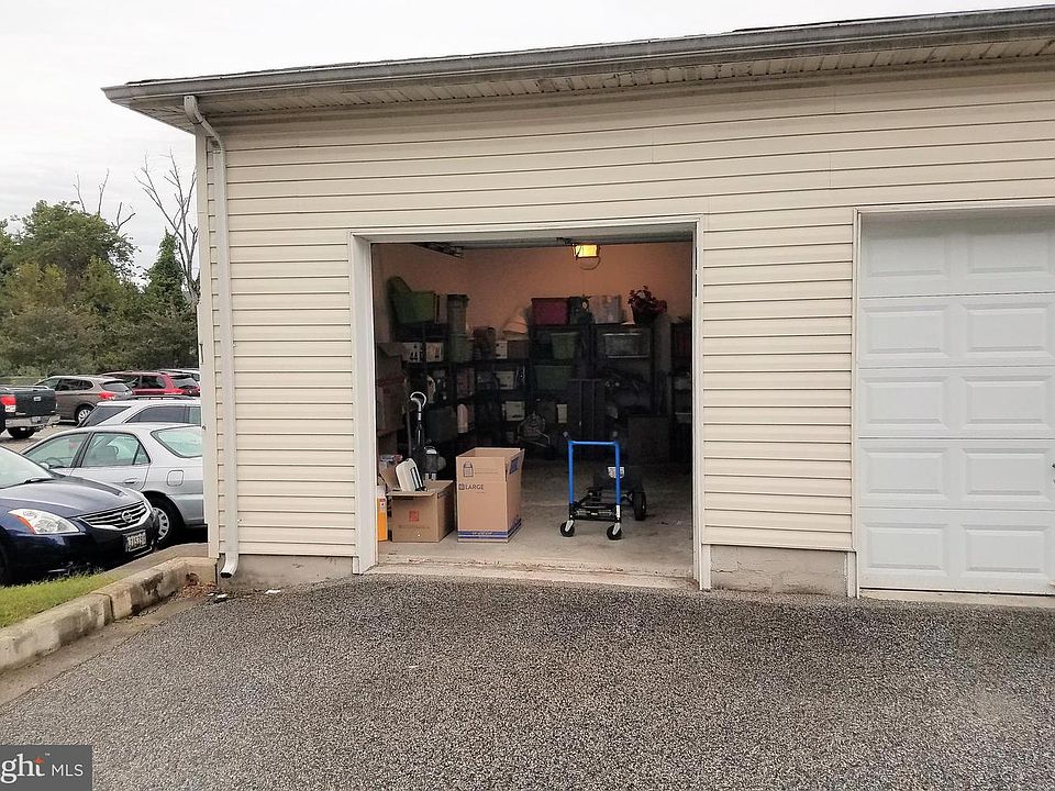 2nd image of 300 Tiree Ct Unit 12