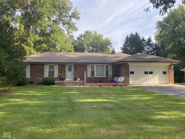617 Medallion Dr, Greencastle, IN 46135