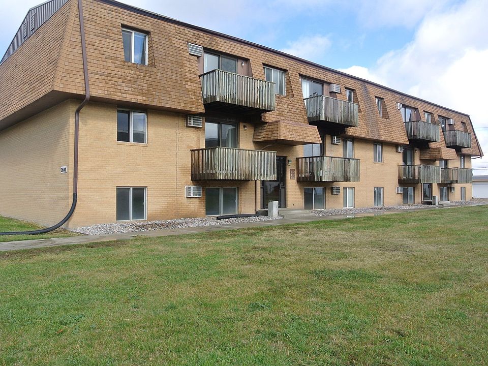 1st image of 2516 4th St NW APT 12