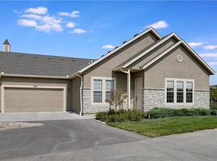 15584 S Church St #1602, Olathe, KS 66606