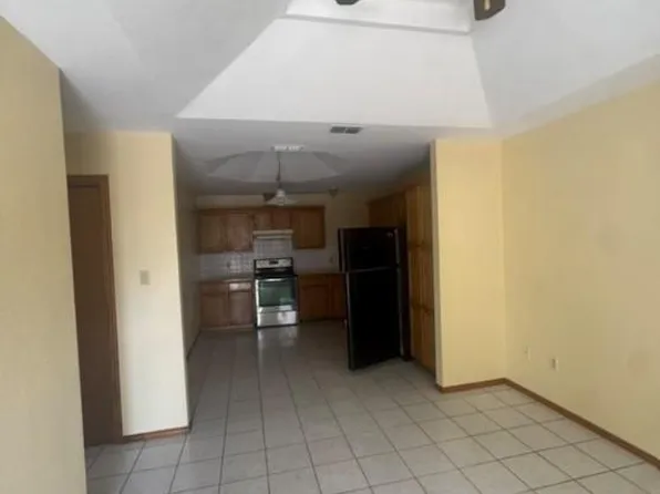 1306 E 11th St #9, Weslaco, TX 78596