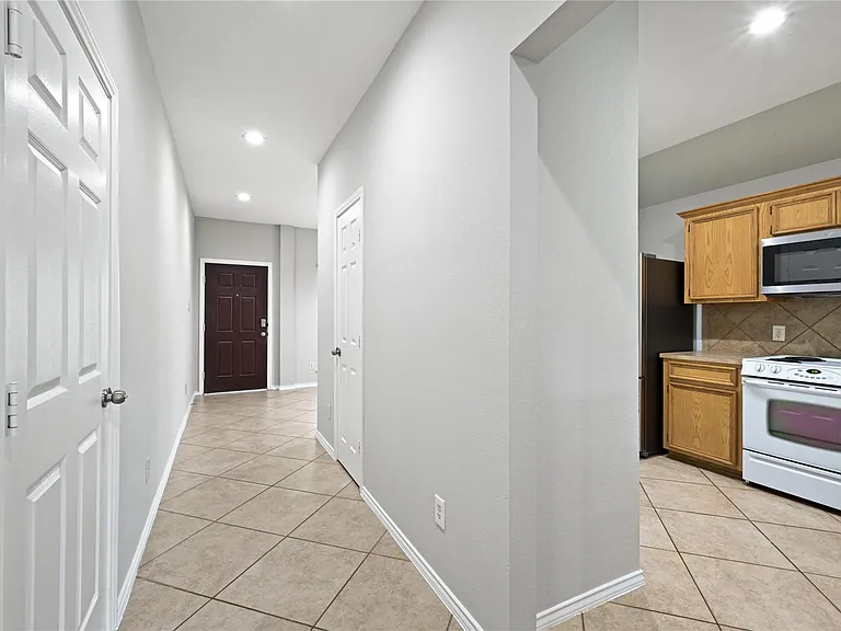 17215 Kobuk Valley Cir — Photo 5