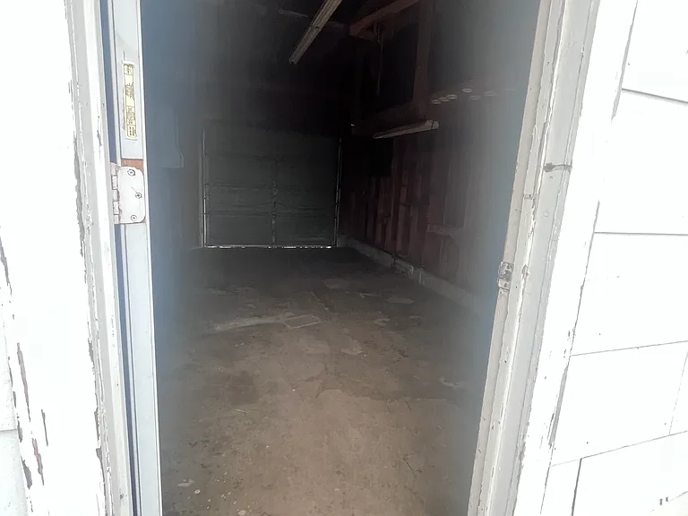 2409 Beechwood St — Photo 13