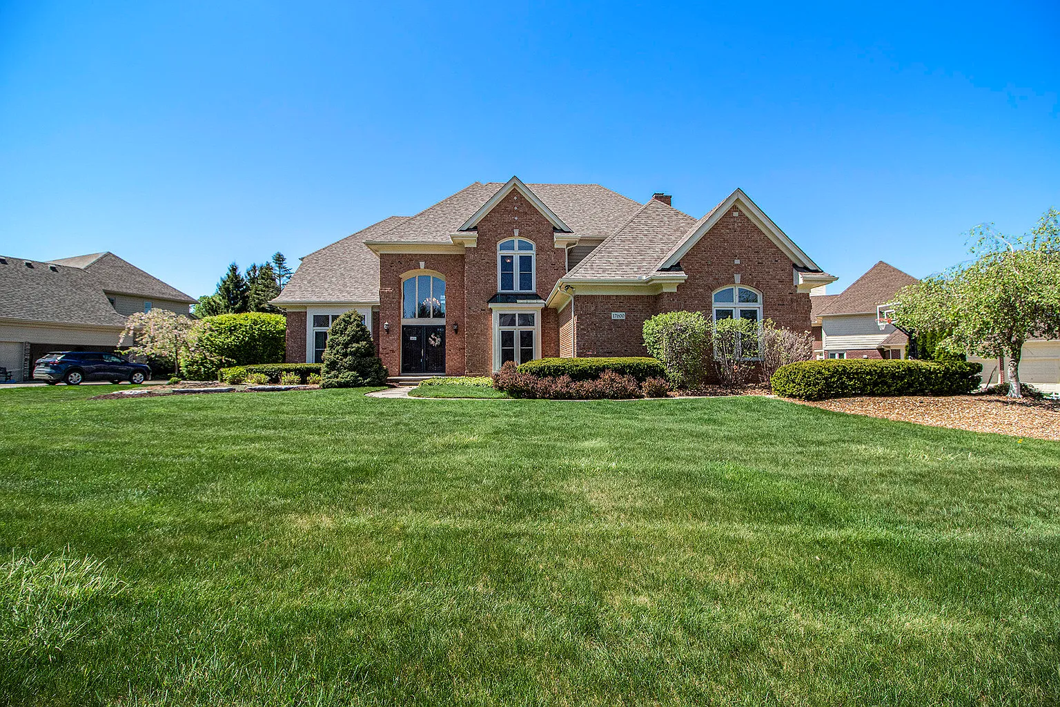 17600 Rolling Woods Cir photo 1