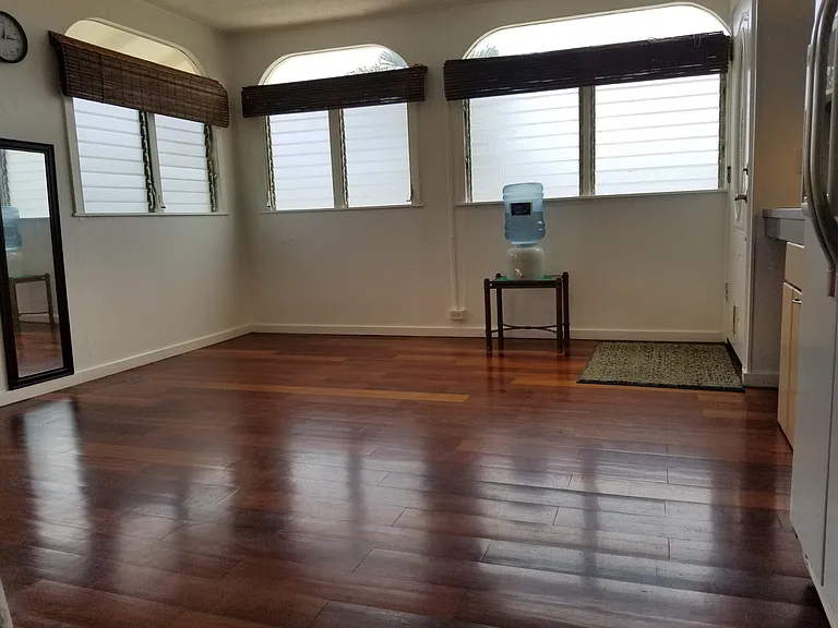 Light and airy, with great tradewind exposures