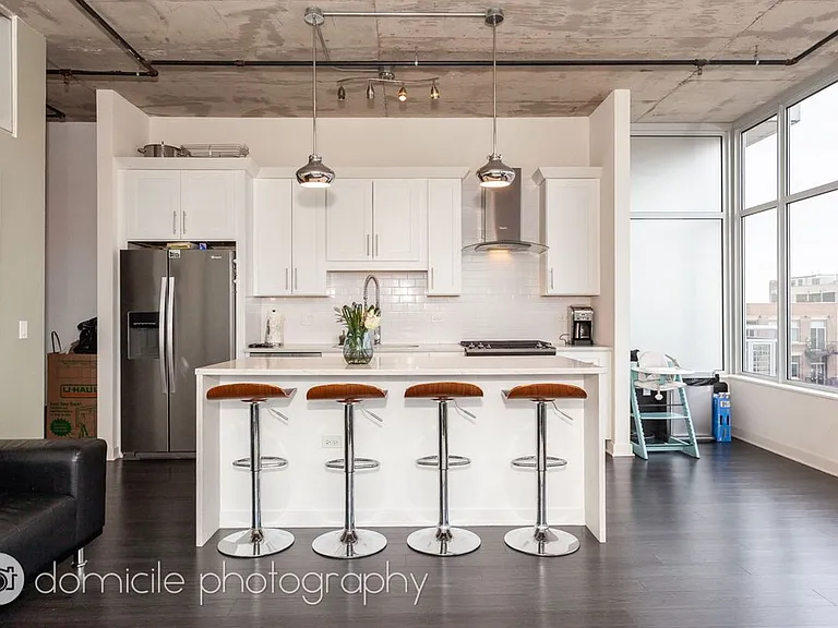 50 E 16th St #804 — Photo 8