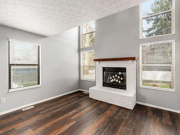 4th image of 3710 Harborough Dr