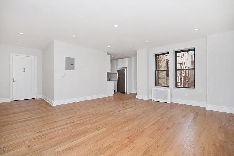1st image of 105 Bennett Ave APT 64A