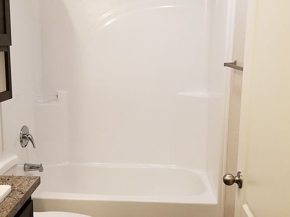 4th image of 155 Washington St #155