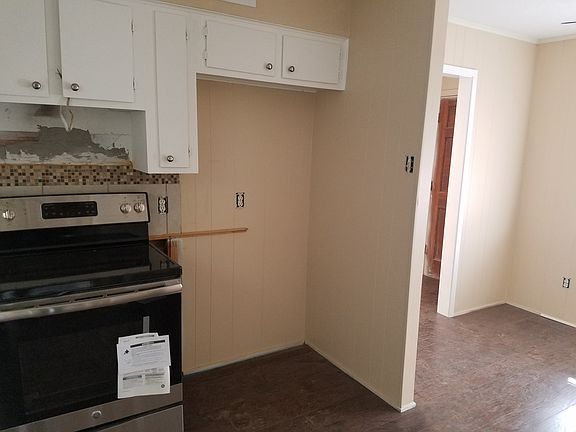 3rd image of 9436 Doty St