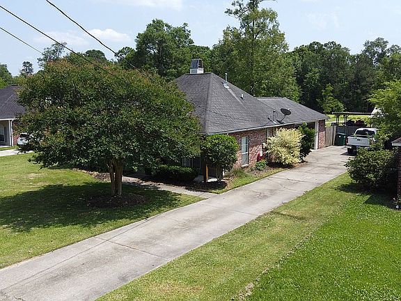 3rd image of 10796 Ray Dr