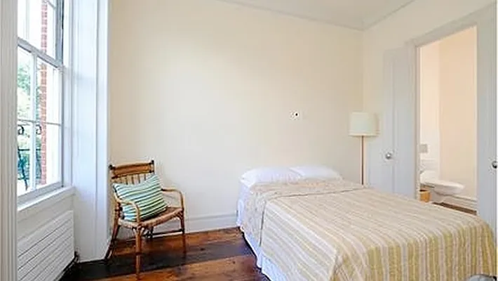 Rented by Park Property Advisors | media 30