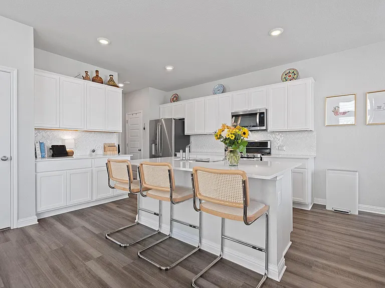 7906 Mandela Bnd — Photo 6