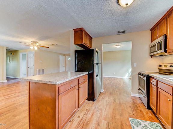 5th image of 314 Gano Ave