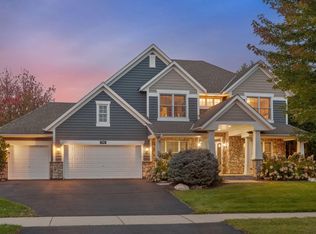 7990 Acorn Cir, Victoria, MN 55386