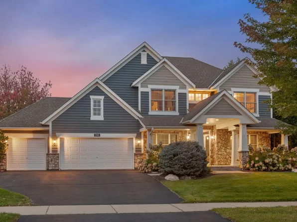 7990 Acorn Cir, Victoria, MN 55386
