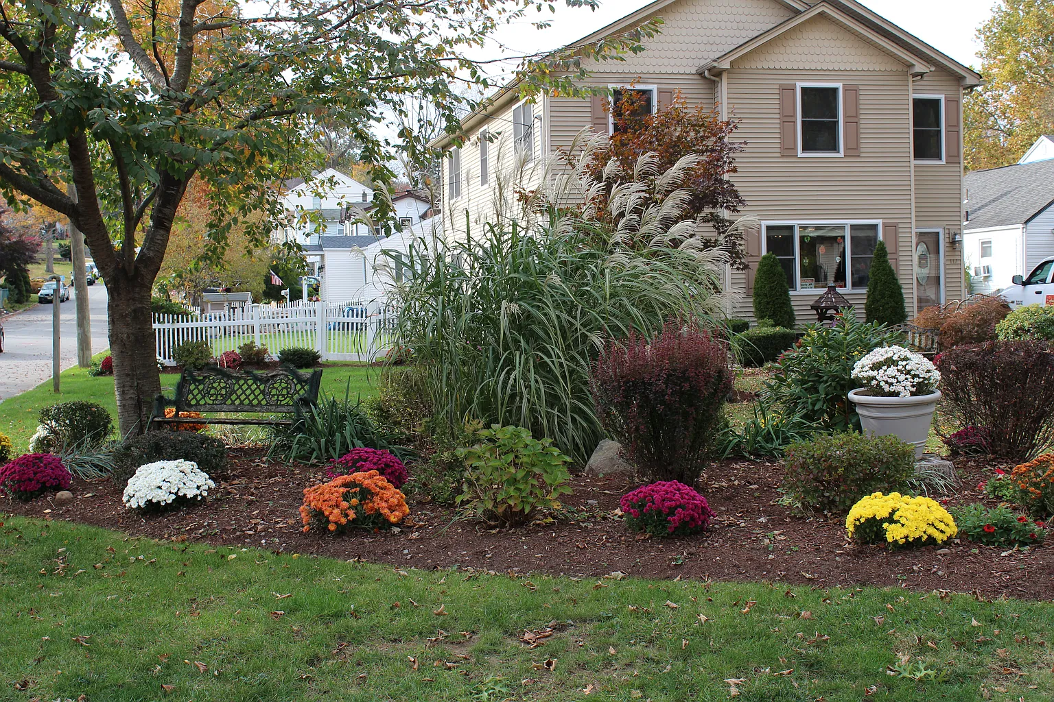 117 River Dr photo 1