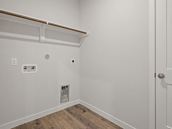 7th image of this home