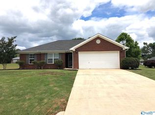 28343 Hilldale Ct, Harvest, AL 35749