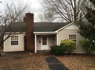 1915 Grand Ave NW, Fort Payne, AL 35967