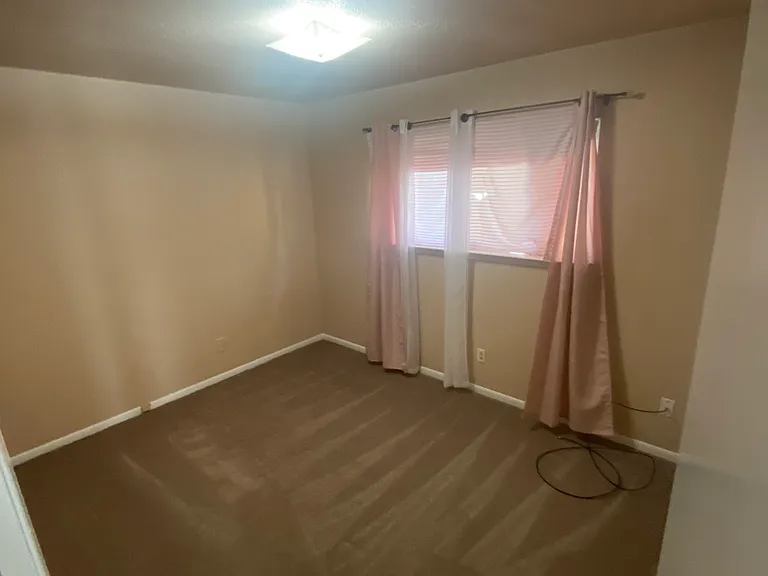 6129 Fox Ridge Dr — Photo 10