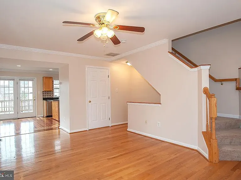 6380 Michael Robert Dr — Photo 3