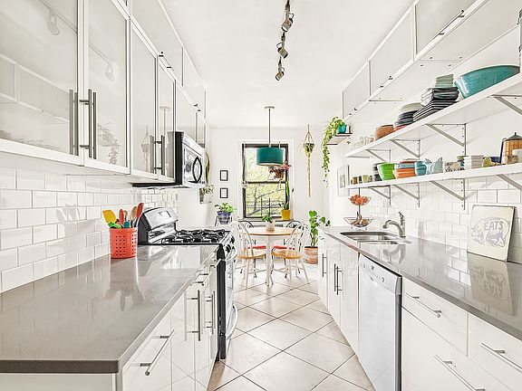 5th image of 50 Lefferts Ave APT 4H