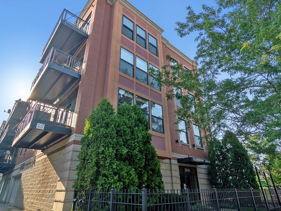 1st image of 3944 N Claremont Ave Unit 208