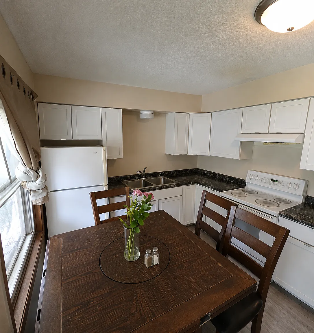 2 bed, 1500 sqft, $1,695 — Photo 3