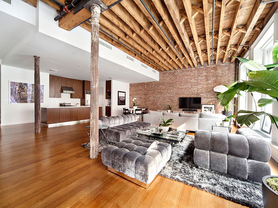 1st image of 16 Mercer St APT 3A