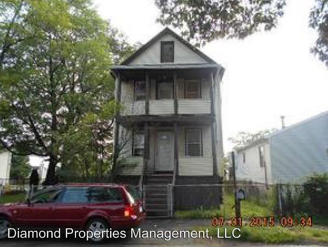 1st image of 71 Fenwick St