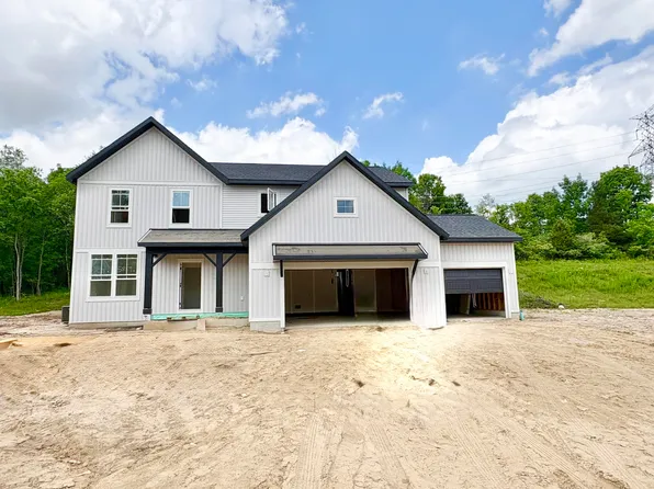 5859 Valley Point Dr SE, Caledonia, MI 49316