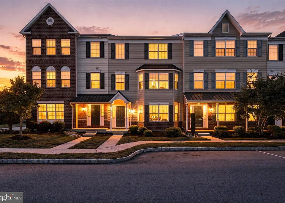 2077 Morgan Hill Dr #M31