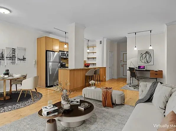 345 East 73rd Street image 2 of 16