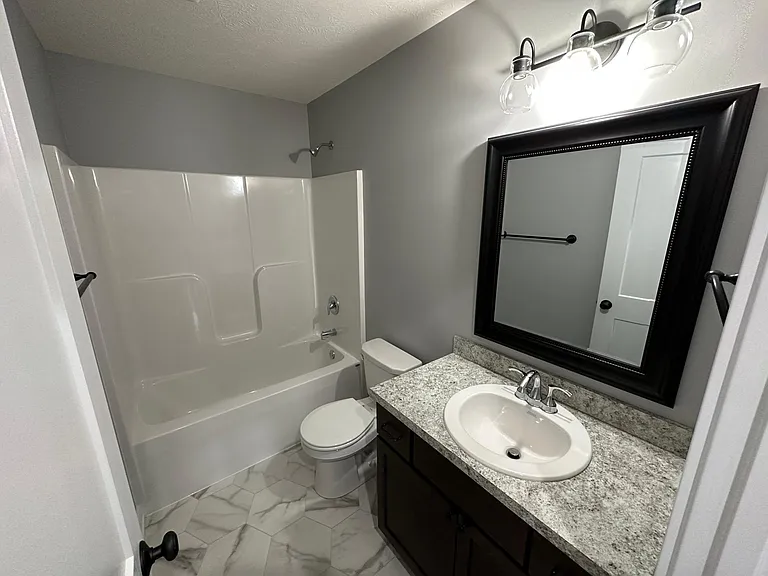 8220 Yankee Woods Dr — Photo 13