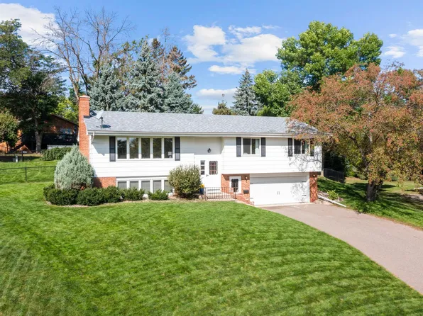 10024 Johnson Cir, Bloomington, MN 55437