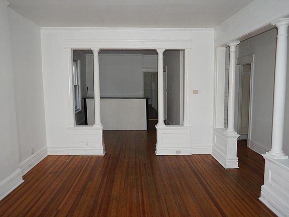 4th image of 189 Quail St #1