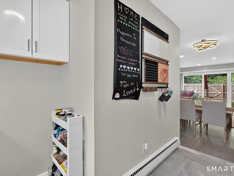 1141 Waterbury Rd — Photo 12