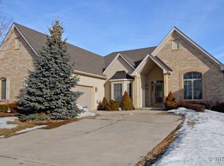 616 Birch St, Sugar Grove, IL 60554