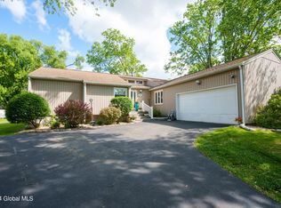 2 Linda Ct, Albany, NY