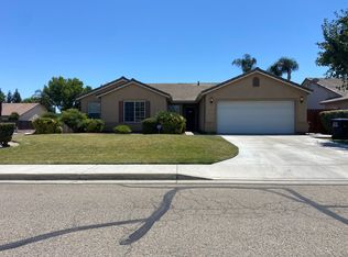 4713 W Cherry Ct, Visalia, CA 93277