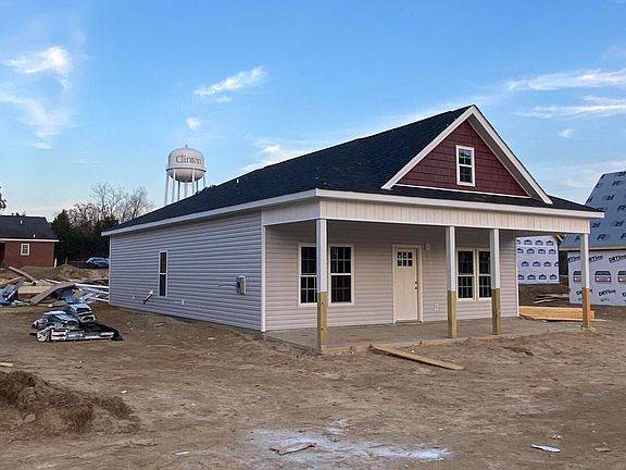 3rd image of 802 Holmes Street
