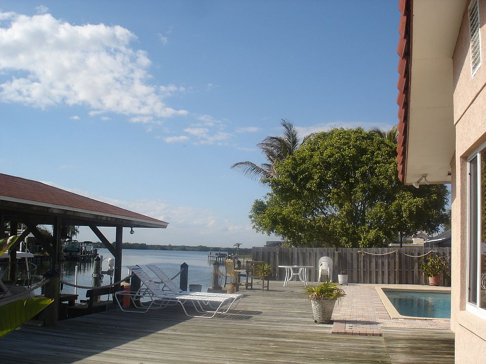 2nd image of 196 Jamaica Dr