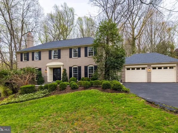 8023 Old Dominion Dr, Mc Lean, VA 22102