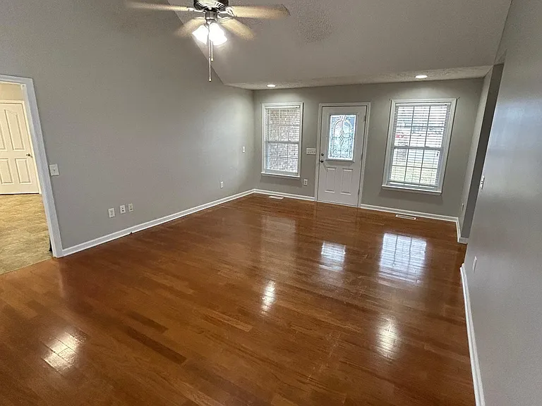 122 Raven Ct — Photo 12