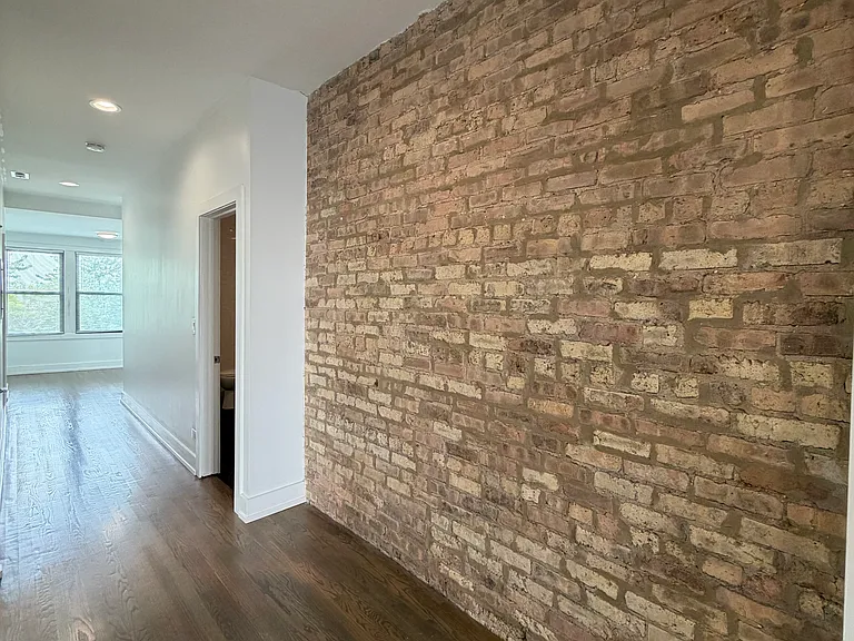 2020 N Spaulding Ave #3 — Photo 16